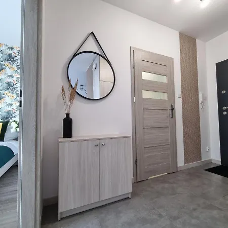 Apartament Q Enter- 2 Pokojowy Klimatyzowany Przy Manufakturze Z Garażem Gratis, Fv Łódź