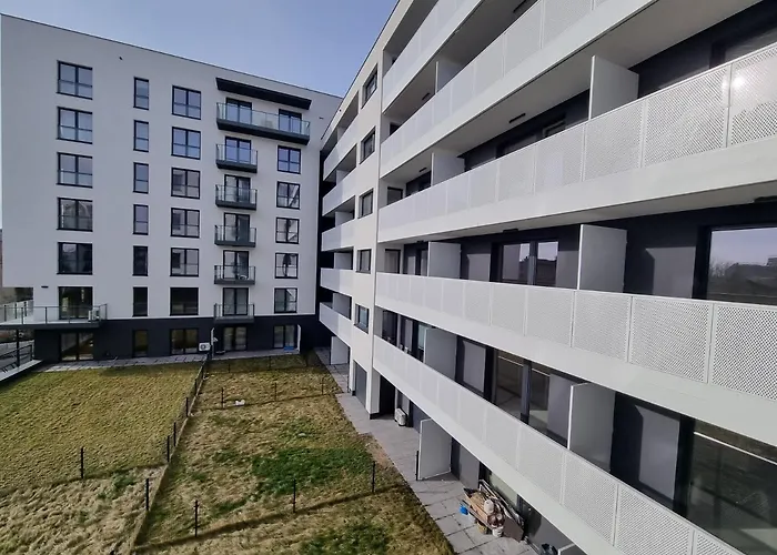 Q Enter- 2 Pokojowy Klimatyzowany Przy Manufakturze Z Garazem Gratis, Fv Διαμέρισμα