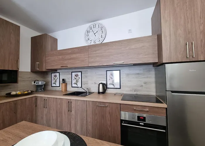 Διαμέρισμα Q Enter- 2 Pokojowy Klimatyzowany Przy Manufakturze Z Garazem Gratis, Fv *