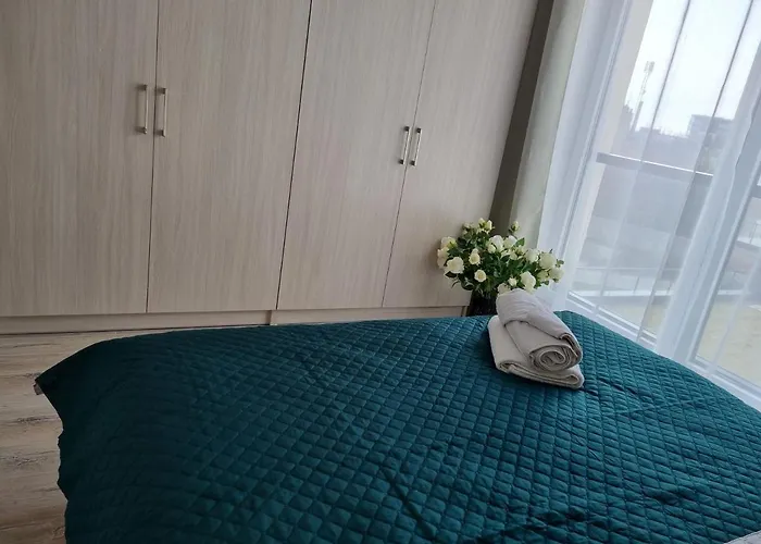 Q Enter- 2 Pokojowy Klimatyzowany Przy Manufakturze Z Garazem Gratis, Fv *