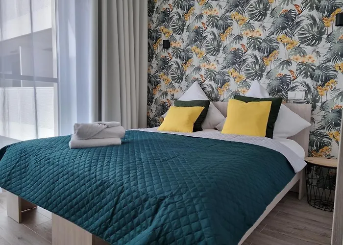 Q Enter- 2 Pokojowy Klimatyzowany Przy Manufakturze Z Garazem Gratis, Fv * Λοτζ