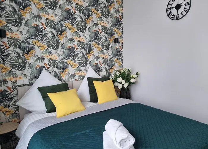 Διαμέρισμα Q Enter- 2 Pokojowy Klimatyzowany Przy Manufakturze Z Garazem Gratis, Fv Λοτζ